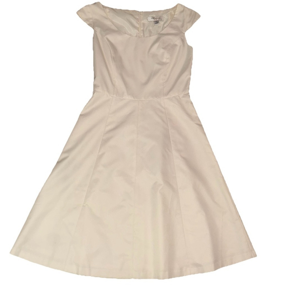 Isaac Mizrahi Dresses & Skirts - Women's Isaac Mizrahi Dress Size 6 Ivory